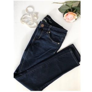 American Eagle Skinny Super Stretch Jeans
